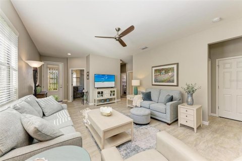 Casa en venta en Lakewood Ranch, Florida, 2 dormitorios, 133.78 m2 № 1548594 - foto 10