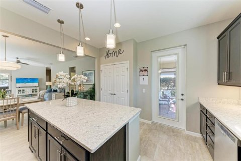 Casa en venta en Lakewood Ranch, Florida, 2 dormitorios, 133.78 m2 № 1548594 - foto 18