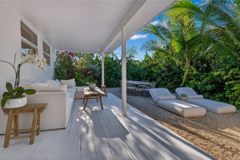 House in Fort Lauderdale, Florida 3 bedrooms, 135.27 sq.m. № 2062618 - photo 29