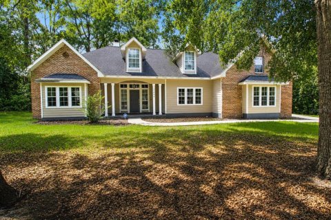 Casa en venta en Gainesville, Florida, 5 dormitorios, 227.61 m2 № 2225518 - foto 2