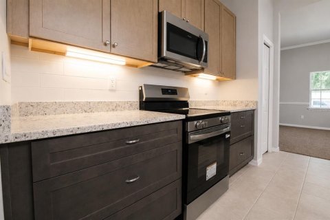 Casa en venta en Gainesville, Florida, 5 dormitorios, 227.61 m2 № 2225518 - foto 13