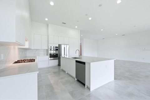Villa ou maison à vendre à Sarasota, Floride: 3 chambres, 284.84 m2 № 2134523 - photo 21