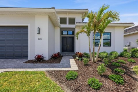 Villa ou maison à vendre à Sarasota, Floride: 3 chambres, 284.84 m2 № 2134523 - photo 2