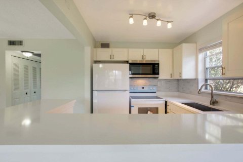 Condominio en alquiler en West Palm Beach, Florida, 1 dormitorio, 63.55 m2 № 2254532 - foto 7