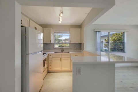 Condominio en alquiler en West Palm Beach, Florida, 1 dormitorio, 63.55 m2 № 2254532 - foto 5