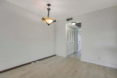 Condominio en alquiler en West Palm Beach, Florida, 1 dormitorio, 63.55 m2 № 2254532 - foto 9