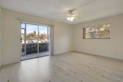 Condominio en alquiler en West Palm Beach, Florida, 1 dormitorio, 63.55 m2 № 2254532 - foto 11
