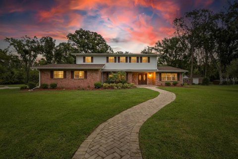 Villa ou maison à Plant City, Floride 6 chambres, 419.55 m2 № 2129363