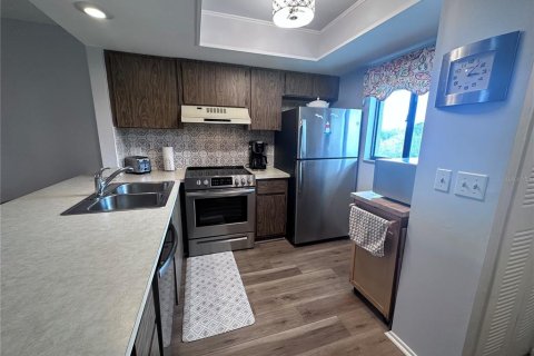 Condo in Punta Gorda, Florida, 2 bedrooms № 2104879 - photo 15