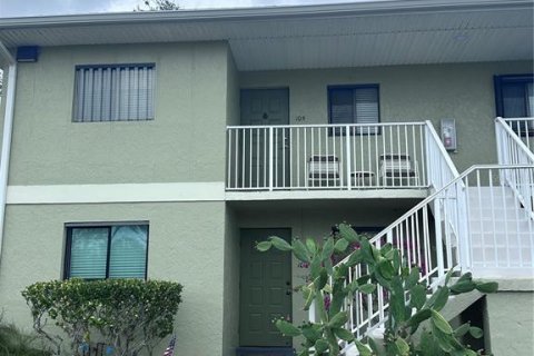 Condo in Punta Gorda, Florida, 2 bedrooms № 2104879 - photo 2