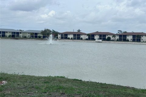 Condo in Punta Gorda, Florida, 2 bedrooms № 2104879 - photo 29