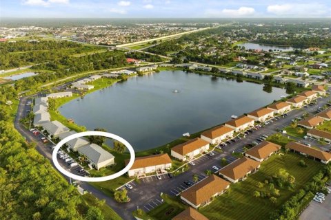Condo in Punta Gorda, Florida, 2 bedrooms № 2104879 - photo 6