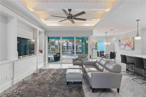 Villa ou maison à vendre à Port Charlotte, Floride: 3 chambres, 210.42 m2 № 2232299 - photo 12