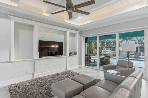 Villa ou maison à vendre à Port Charlotte, Floride: 3 chambres, 210.42 m2 № 2232299 - photo 13