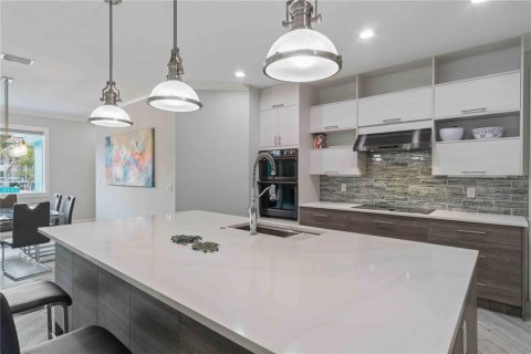 Villa ou maison à vendre à Port Charlotte, Floride: 3 chambres, 210.42 m2 № 2232299 - photo 17