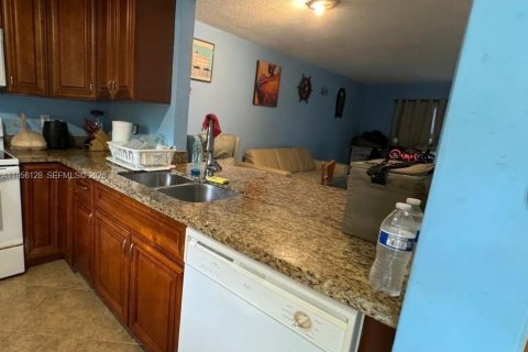Copropriété à vendre à Deerfield Beach, Floride: 2 chambres, 126.35 m2 № 2009973 - photo 2