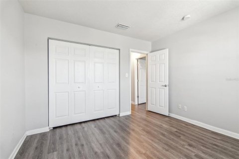 Condo in Saint Petersburg, Florida, 2 bedrooms  № 1719502 - photo 29