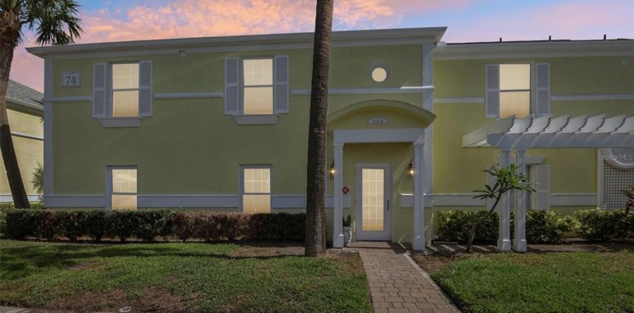 Condo in Saint Petersburg, Florida, 2 bedrooms  № 1719502