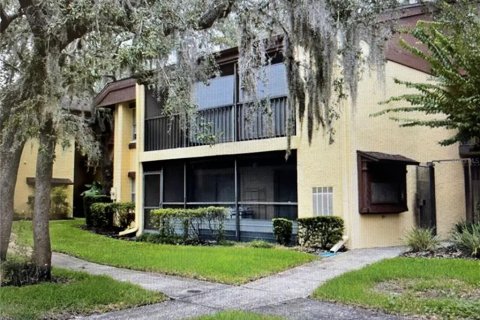 Condo in Tampa, Florida, 2 bedrooms  № 1289795 - photo 1