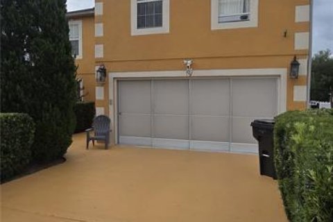 Villa ou maison à louer à Kissimmee, Floride: 1 chambre, 25.55 m2 № 2109671 - photo 2