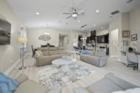 Casa en alquiler en Daytona Beach, Florida, 4 dormitorios, 184.23 m2 № 1743040 - foto 16
