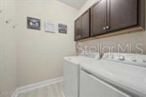 Casa en alquiler en Daytona Beach, Florida, 4 dormitorios, 184.23 m2 № 1743040 - foto 23