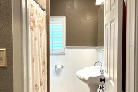 Casa en venta en Tampa, Florida, 3 dormitorios, 164.07 m2 № 1831860 - foto 16