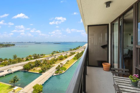 Copropriété à vendre à Miami, Floride: 1 chambre, 88.72 m2 № 1859072 - photo 14