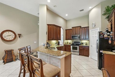 Villa ou maison à vendre à Sanford, Floride: 5 chambres, 282.98 m2 № 1913219 - photo 11