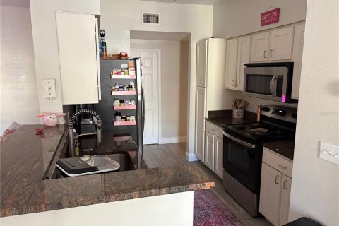 Condo in Tampa, Florida, 2 bedrooms  № 2150052 - photo 5