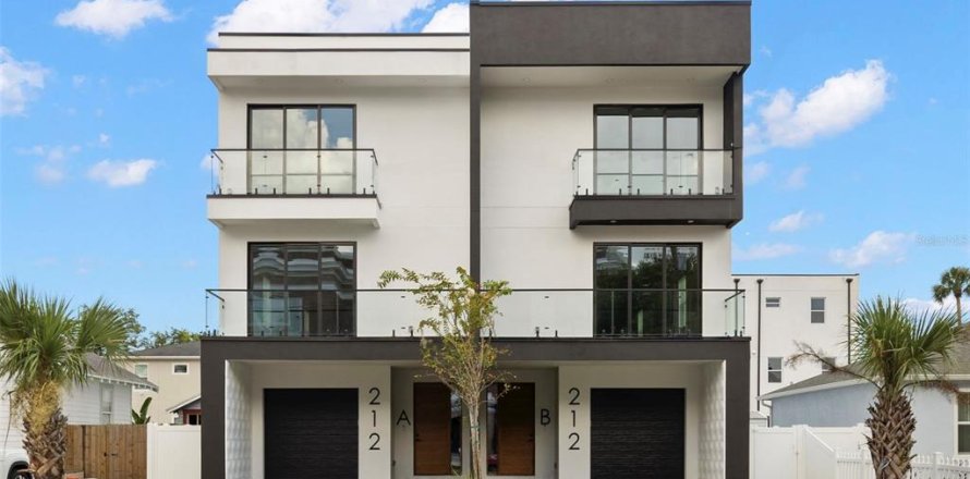 Touwnhouse à Tampa, Floride 4 chambres, 262.08 m2 № 1873994