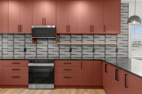 Touwnhouse à vendre à Tampa, Floride: 4 chambres, 262.08 m2 № 1873994 - photo 7