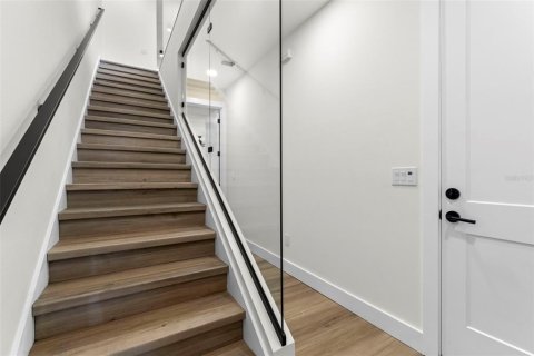 Touwnhouse à vendre à Tampa, Floride: 4 chambres, 262.08 m2 № 1873994 - photo 4