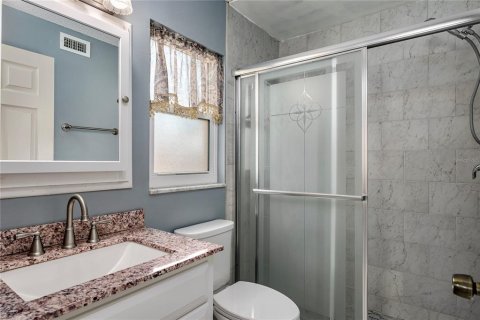 Condo in South Pasadena, Florida, 2 bedrooms  № 2110452 - photo 23