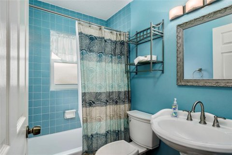Condo in South Pasadena, Florida, 2 bedrooms  № 2110452 - photo 27