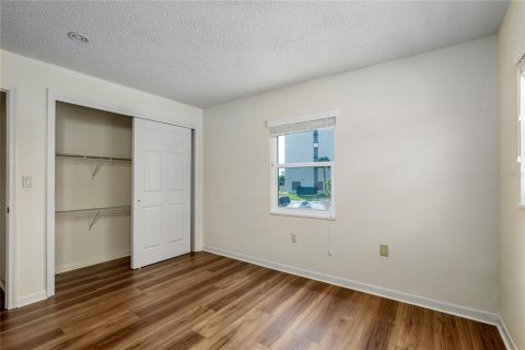 Condo in South Pasadena, Florida, 2 bedrooms  № 2110452 - photo 26