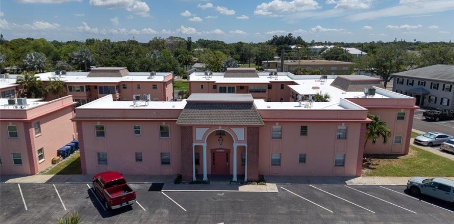 Condo in South Pasadena, Florida, 2 bedrooms  № 2110452