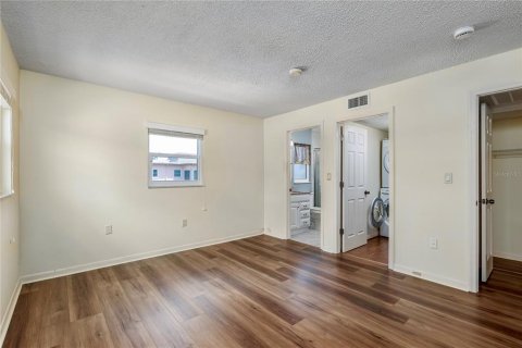 Condo in South Pasadena, Florida, 2 bedrooms  № 2110452 - photo 21