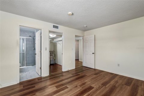 Condo in South Pasadena, Florida, 2 bedrooms  № 2110452 - photo 22