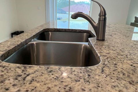 Casa en venta en Davenport, Florida, 4 dormitorios, 230.03 m2 № 2105547 - foto 8