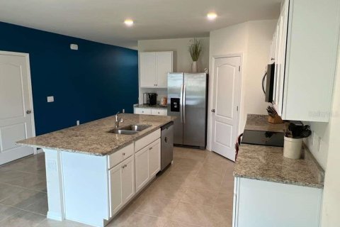 Casa en venta en Davenport, Florida, 4 dormitorios, 230.03 m2 № 2105547 - foto 7