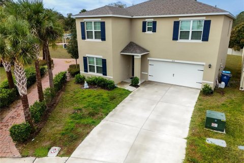 Casa en venta en Davenport, Florida, 4 dormitorios, 230.03 m2 № 2105547 - foto 2