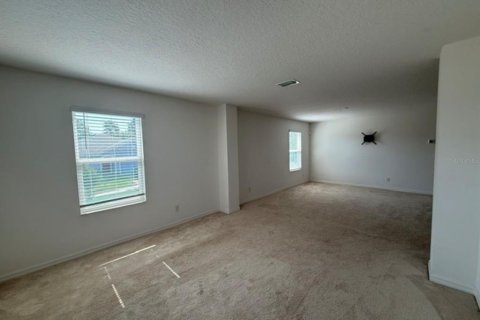 Casa en venta en Groveland, Florida, 5 dormitorios, 298.77 m2 № 2377474 - foto 7