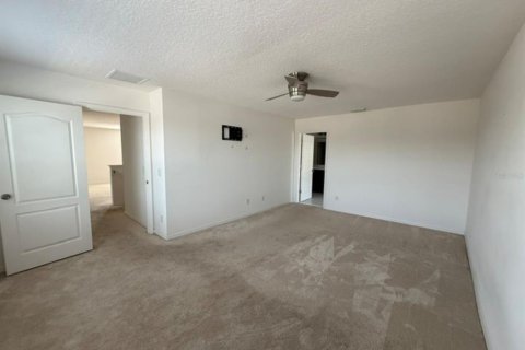 Casa en venta en Groveland, Florida, 5 dormitorios, 298.77 m2 № 2377474 - foto 9