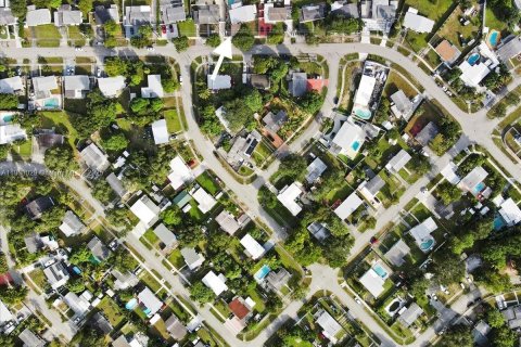 Casa en venta en West Park, Florida, 3 dormitorios, 116.31 m2 № 1968309 - foto 24