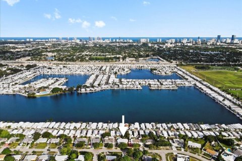 Casa en venta en West Park, Florida, 3 dormitorios, 116.31 m2 № 1968309 - foto 25