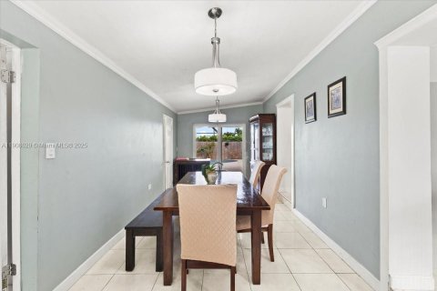 Casa en venta en West Park, Florida, 3 dormitorios, 116.31 m2 № 1968309 - foto 3