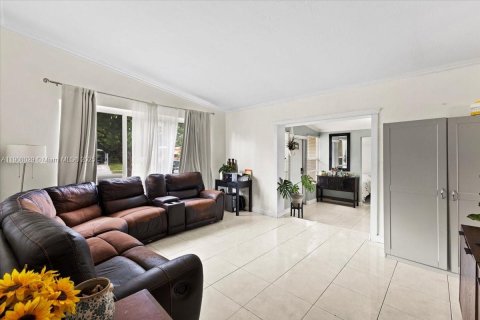 Casa en venta en West Park, Florida, 3 dormitorios, 116.31 m2 № 1968309 - foto 6