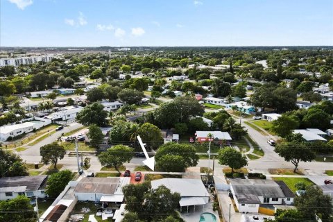 Casa en venta en West Park, Florida, 3 dormitorios, 116.31 m2 № 1968309 - foto 26