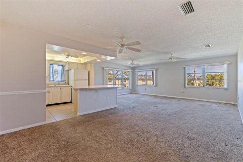 Condominio en venta en Saint Petersburg, Florida, 2 dormitorios, 114.73 m2 № 1823230 - foto 10